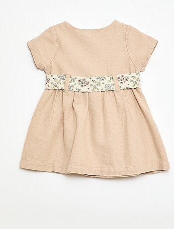 Robe en lin mélangé avec ceinture