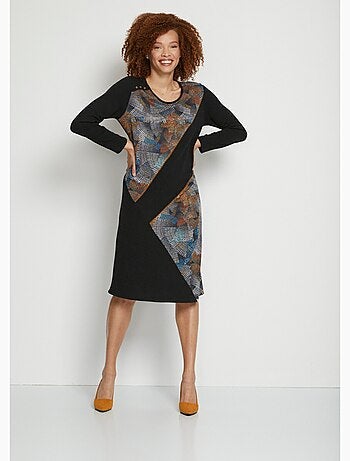 Robe en maille empiècements asymétriques