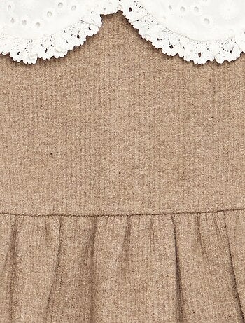 Robe en maille et à manches longues