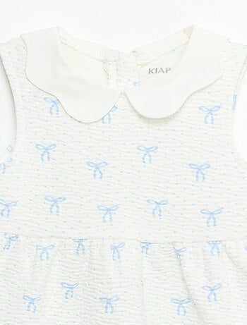 Robe en maille froissée avec col en popeline