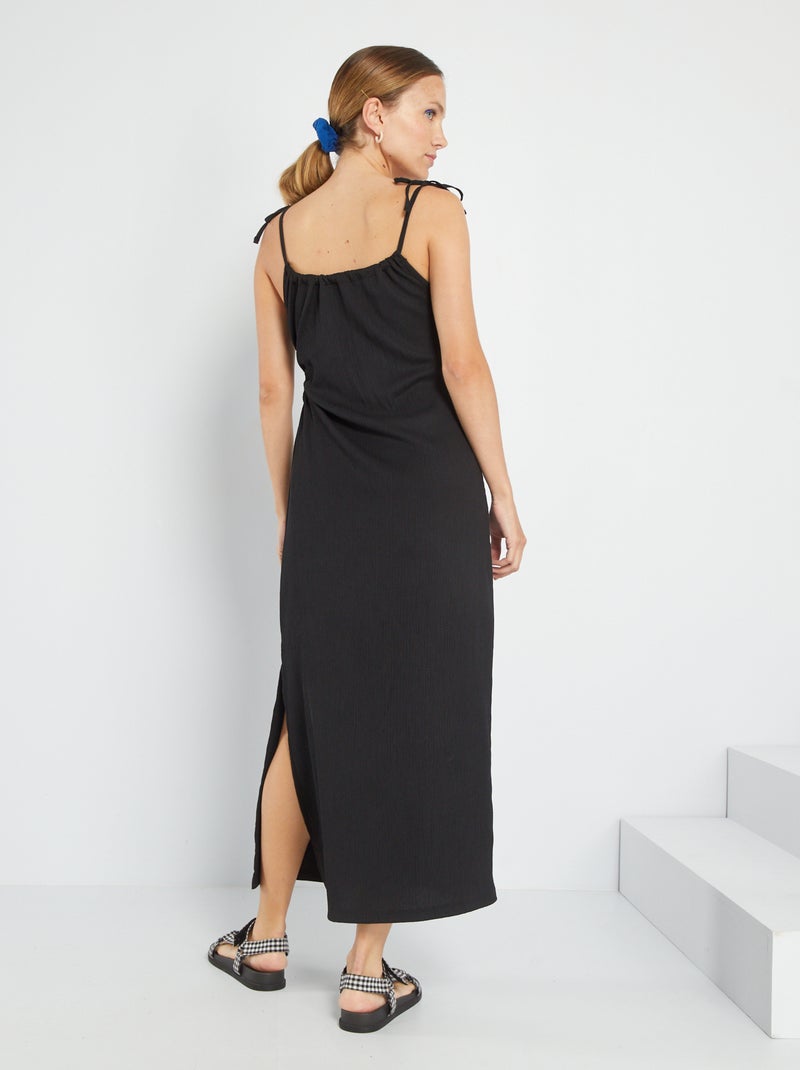 Robe en maille gaufrée noir - Kiabi