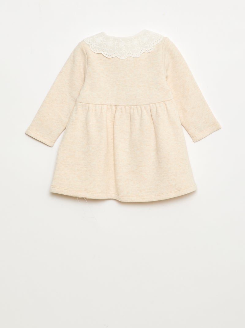 Robe en molleton avec col en voile de coton brodé Beige - Kiabi