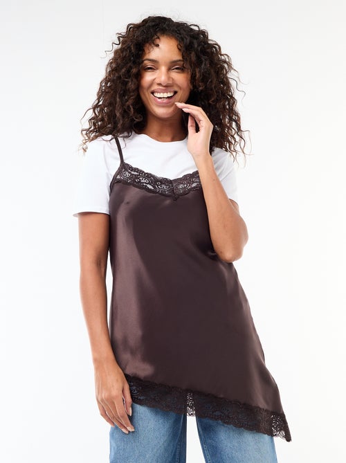 Robe en satin avec dentelles - Kiabi