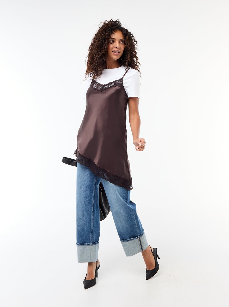 Robe en satin avec dentelles Marron - Kiabi