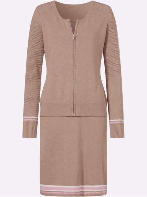 Robe en tricot aspect 2 en 1 tendance - taille standard - helline - Kiabi Robe en tricot aspect 2 en 1 tendance - taille standard - helline - Kiabi