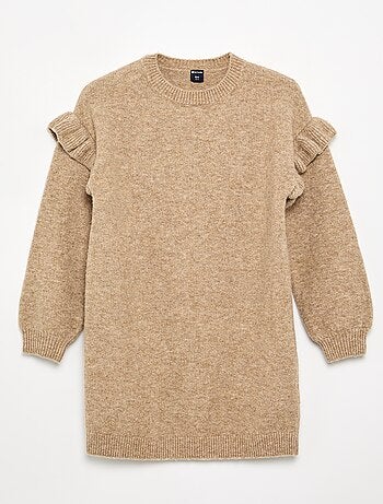 Robe en tricot avec épaules volantées