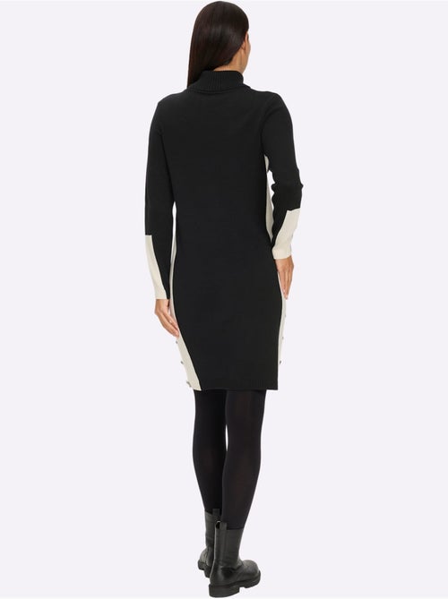 Robe En Tricot Détails Contrastés - Taille Standard - Helline - Kiabi Robe En Tricot Détails Contrastés - Taille Standard - Helline - Kiabi