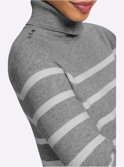 Robe en tricot jolies rayures - taille standard - helline - Kiabi Robe en tricot jolies rayures - taille standard - helline - Kiabi