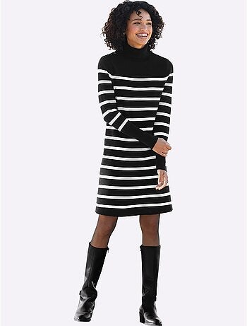 Robe en tricot jolies rayures - taille standard - helline