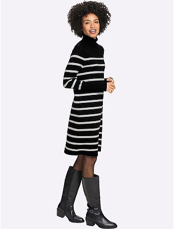 Robe en tricot jolies rayures - taille standard - helline