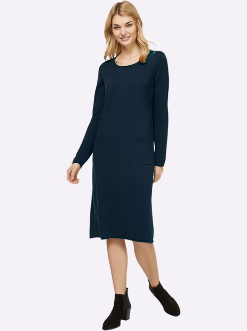 Robe En Tricot Tricot Affinant - Taille Standard - Helline - Kiabi Robe En Tricot Tricot Affinant - Taille Standard - Helline - Kiabi