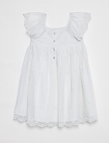Robe en tulle brodée