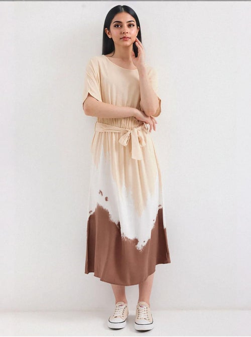Robe en viscose à manches courtes à motifs bdart - Kiabi Robe en viscose à manches courtes à motifs bdart - Kiabi