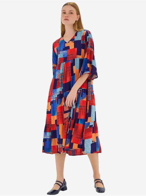 Robe en viscose à manches courtes et motifs bleu roi rouge bdart - Kiabi Robe en viscose à manches courtes et motifs bleu roi rouge bdart - Kiabi