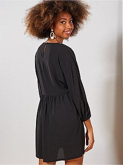 Robe encolure brillante - Kiabi