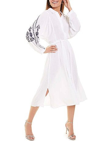 Robe estivale mi-longue manches longues blanc