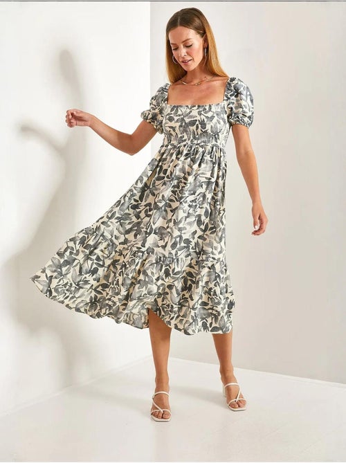 Robe évasée à col carré et à motifs multiples lucci - Kiabi