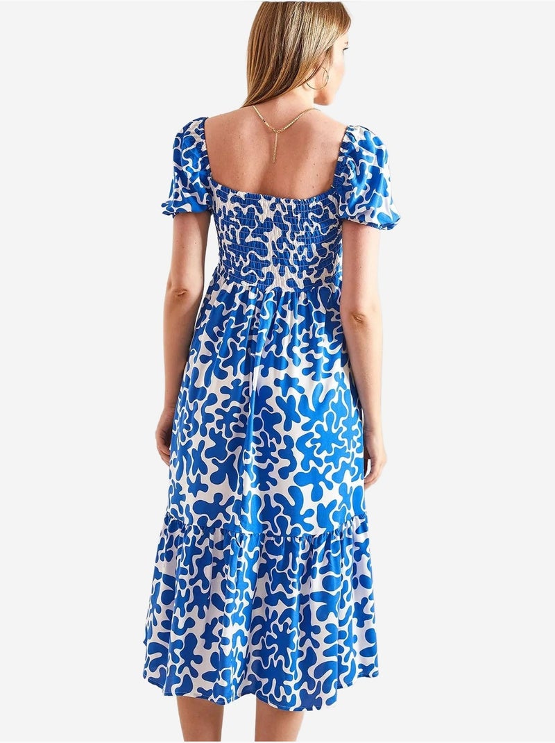Robe évasée à motifs bianco avec taille smockée lucci Bleu clair - Kiabi