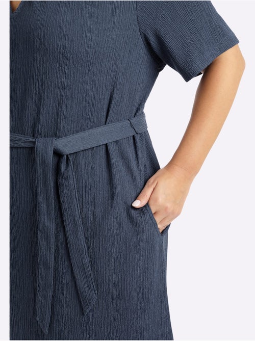 Robe Extensible Qualité Structurée Facile D'entretien - Taille Standard - Sheego - Kiabi Robe Extensible Qualité Structurée Facile D'entretien - Taille Standard - Sheego - Kiabi