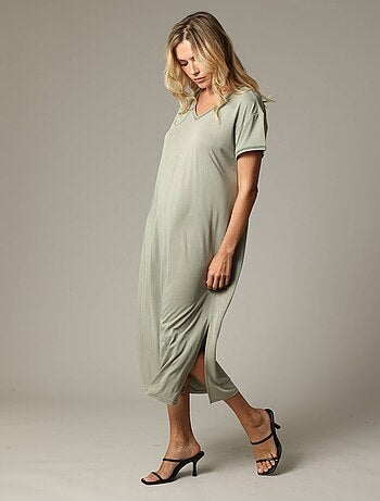 Robe fantaisie et décontractée manches courtes et col V en modal 'Deeluxe'