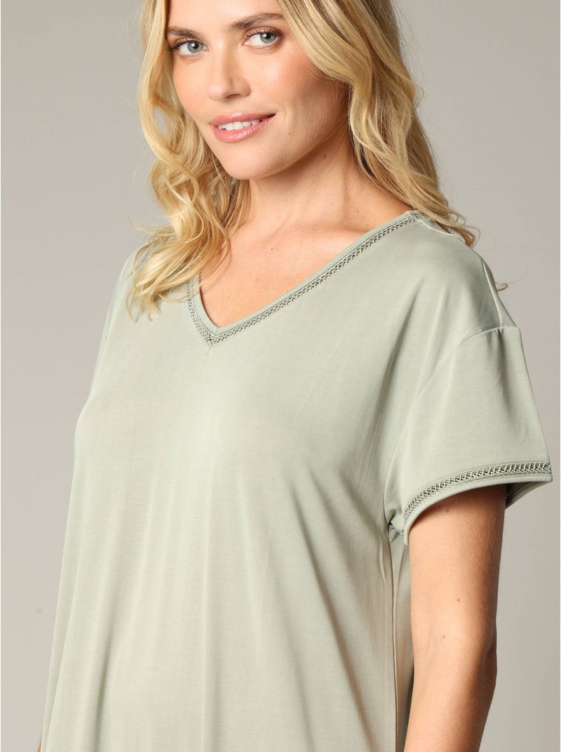 Robe fantaisie et décontractée manches courtes et col V en modal 'Deeluxe' Vert tilleul - Kiabi