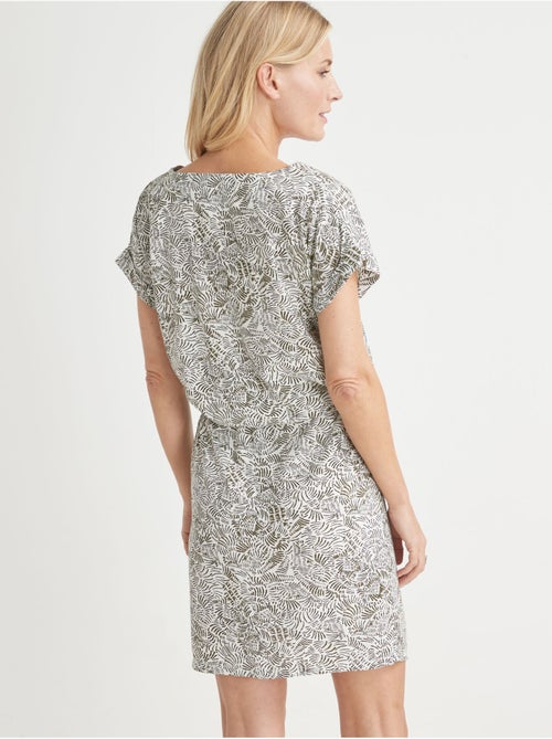 Robe fluide manches T - DAXON - Kiabi Robe fluide manches T - DAXON - Kiabi