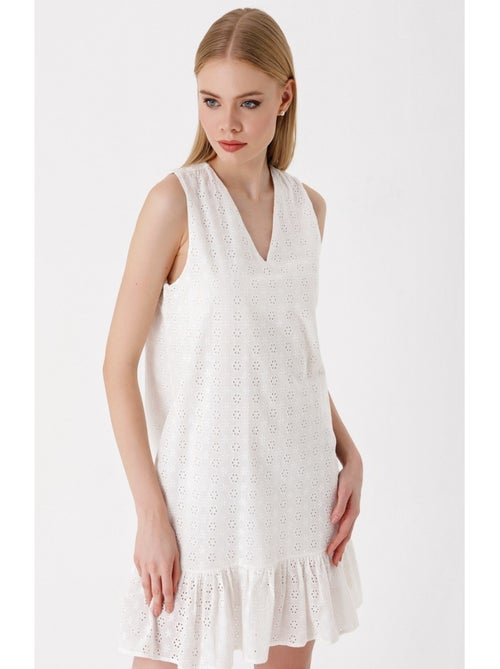 Robe Fluide sans Manche - Kiabi