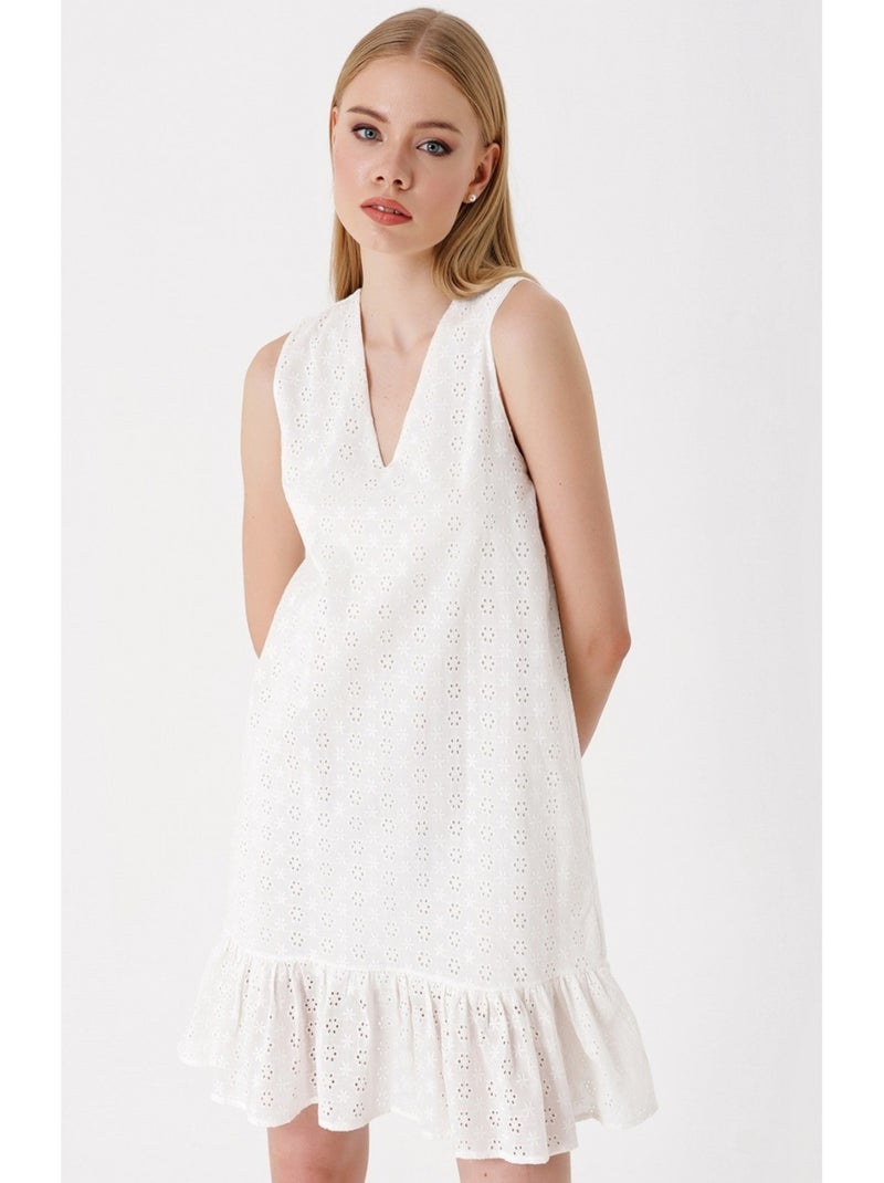 Robe Fluide sans Manche Blanc - Kiabi