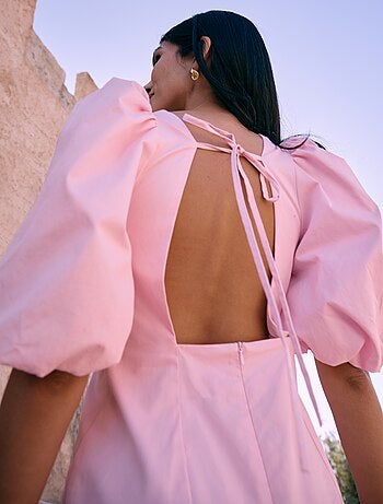 Robe forme ballon à manches courtes