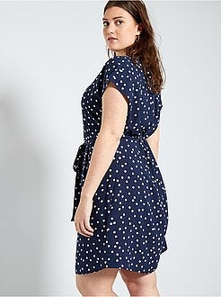 Robe housse avec ceinture - Kiabi