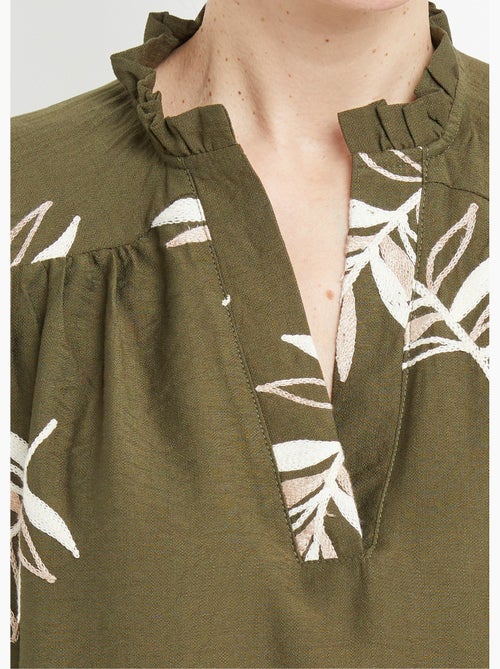 Robe housse courte, broderies feuilles - AFIBEL - Kiabi Robe housse courte, broderies feuilles - AFIBEL - Kiabi