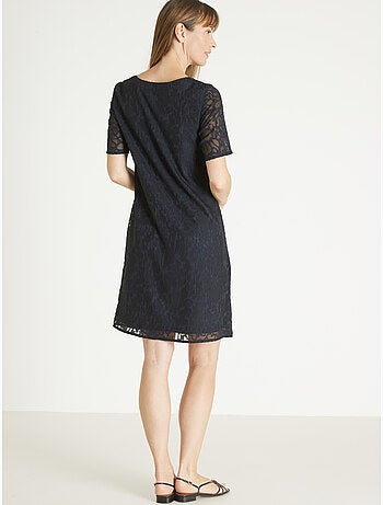 Robe housse en tissu effet dentelle