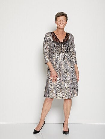 Robe imprimée empiècement dentelle