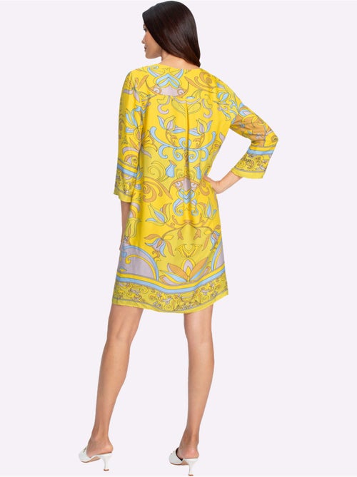 Robe Imprimée Qualité Tissée - Taille Standard - Helline - Kiabi Robe Imprimée Qualité Tissée - Taille Standard - Helline - Kiabi