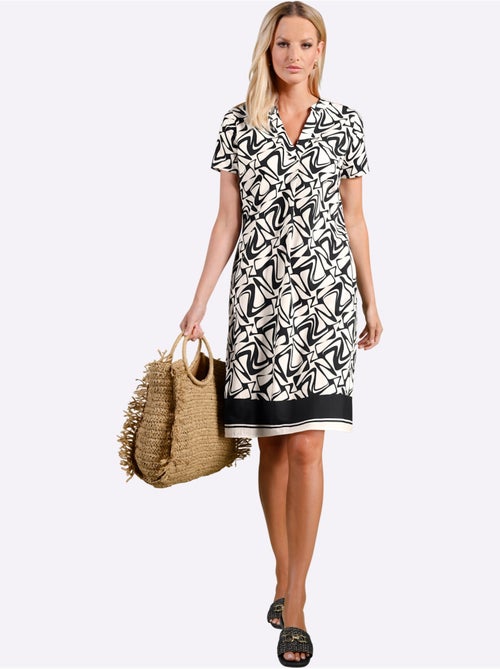 Robe Imprimée Qualité Tissée - Taille Standard - Helline - Kiabi Robe Imprimée Qualité Tissée - Taille Standard - Helline - Kiabi