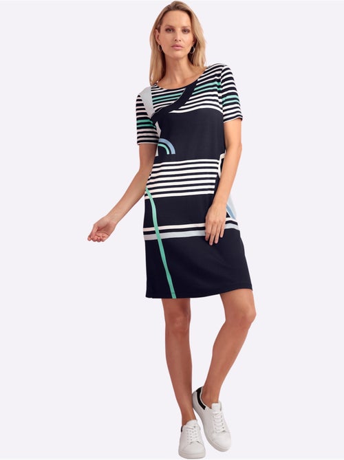 Robe Imprimée Qualité Viscose Douce - Taille Standard - Helline - Kiabi Robe Imprimée Qualité Viscose Douce - Taille Standard - Helline - Kiabi