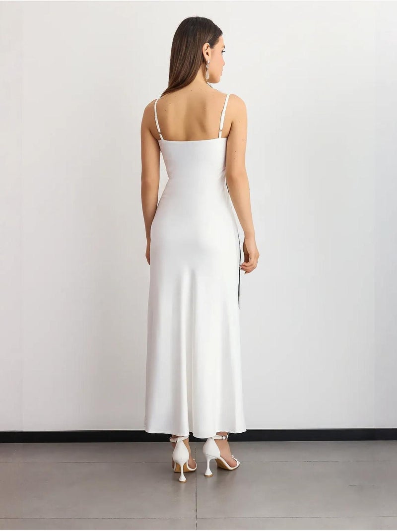 Robe longue à bretelles spaghetti et imprimé graphique Multicolore - Kiabi
