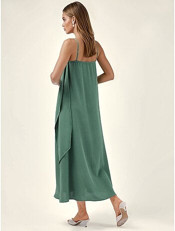 Robe longue à bretelles spaghetti superposées et col carré