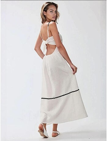 Robe longue à col carré