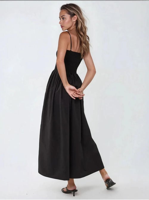 Robe longue à col carré et coupe a hiccup - Kiabi Robe longue à col carré et coupe a hiccup - Kiabi