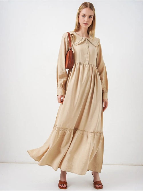 Robe longue à col claudine et fermeture à boutons bdart - Kiabi Robe longue à col claudine et fermeture à boutons bdart - Kiabi