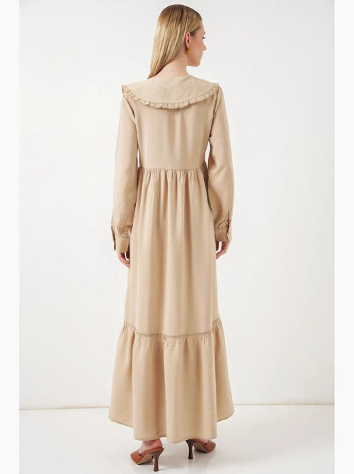 Robe longue à col claudine et fermeture à boutons bdart - Kiabi Robe longue à col claudine et fermeture à boutons bdart - Kiabi