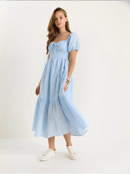 Robe longue à col cœur brodé lucci - Kiabi Robe longue à col cœur brodé lucci - Kiabi