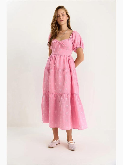 Robe longue à col cœur brodé lucci - Kiabi Robe longue à col cœur brodé lucci - Kiabi