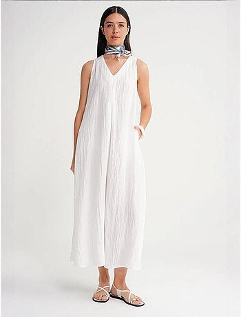 Robe longue à col en v en tissu seersucker mixray