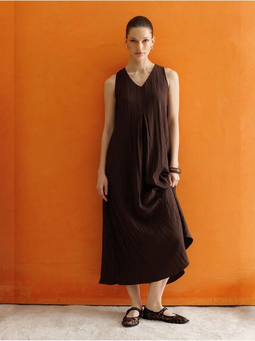 Robe longue à col en v en tissu seersucker mixray - Kiabi