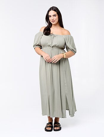 Robe longue à col rond décolleté