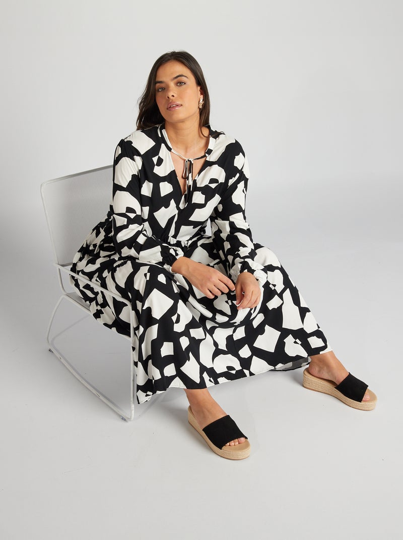 Robe longue à étages avec imprimé Noir - Kiabi