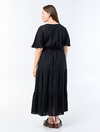 Robe longue à étages coupe portefeuille