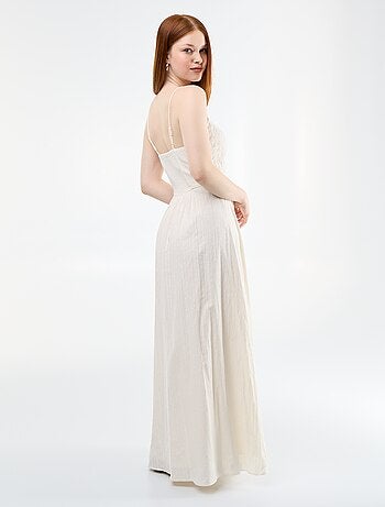 Robe longue à fines bretelles et broderies